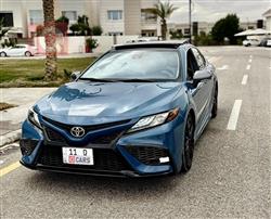 تۆیۆتا کامری